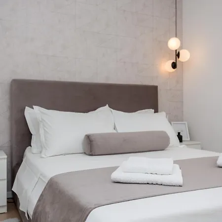 Vila Eli - New Unique Holiday House With Swimming Pool *