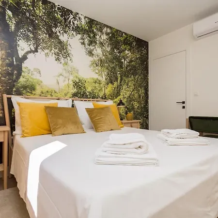 Vila Eli - New Unique Holiday House With Swimming Pool