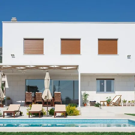 Eli - New Unique Holiday House With Swimming Pool Vila *