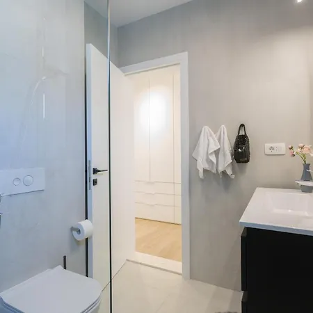 Eli - New Unique Holiday House With Swimming Pool Vila